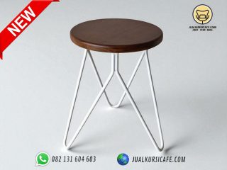 kursi bar besi dudukan kayu jati bulat tiniggi 45 cm industrial